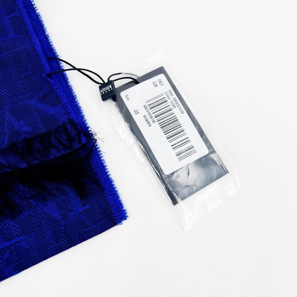 Armani Jeans Scarf Navy Blue Logo Fringe Virgin Wool Made in Italy Mens NWT - Picture 5 of 7